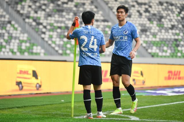 开云体育下载-【中超】单欢欢2球却无用 大连人4比1仍需踢附加赛