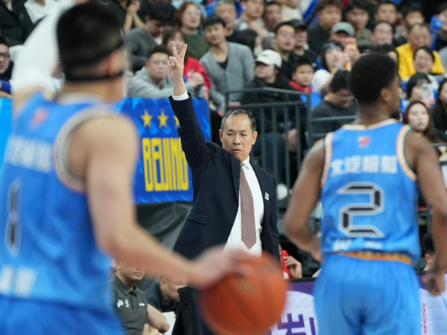 kaiyun-北京首钢VS浙江男篮！许利民出奇制胜，斯佩尔曼复出，央视直播